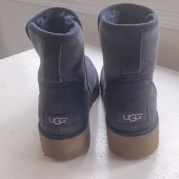 UGG Boots - Picture 2 of 4